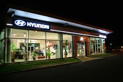 Photos of Hyundai Hatvan M&aacute;rkakeresked&eacute;s