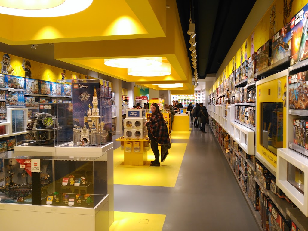 LEGO® Store København, København telefon 15 91 58, åbningstider