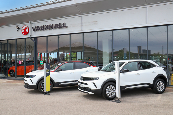 Arnold Clark Salford Vauxhall / Fiat / Abarth / Jeep / MG photo 3