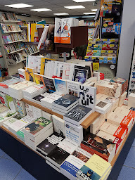 Photo n°13 de Librairie les Beaux Papiers à Orsay (Librairie)