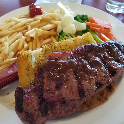 Photos of Golden Tee Restaurant & Bar