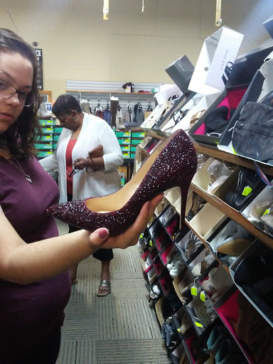 Guinn's Shoes - Thumbnail