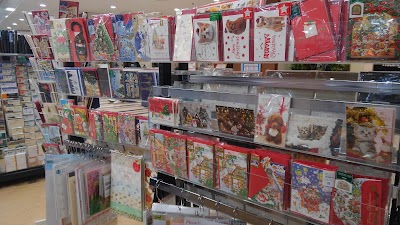 大垣書店 京都ファミリー店 Kyōto Shi Kyoto 81 75 326 6660