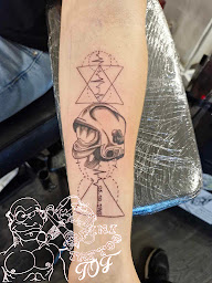 Photo n°9 de Infini Tattoo à Nevoy (Tatoueur)