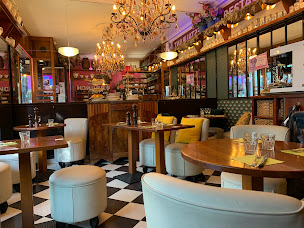 Photo n°8 de Chez Sandrine……. L’InfiniThé à Paris (Restaurant)