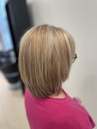 Photo n°18 de SWAGG COIFFURE à Lézignan-Corbières (Magasin de produits de beauté)