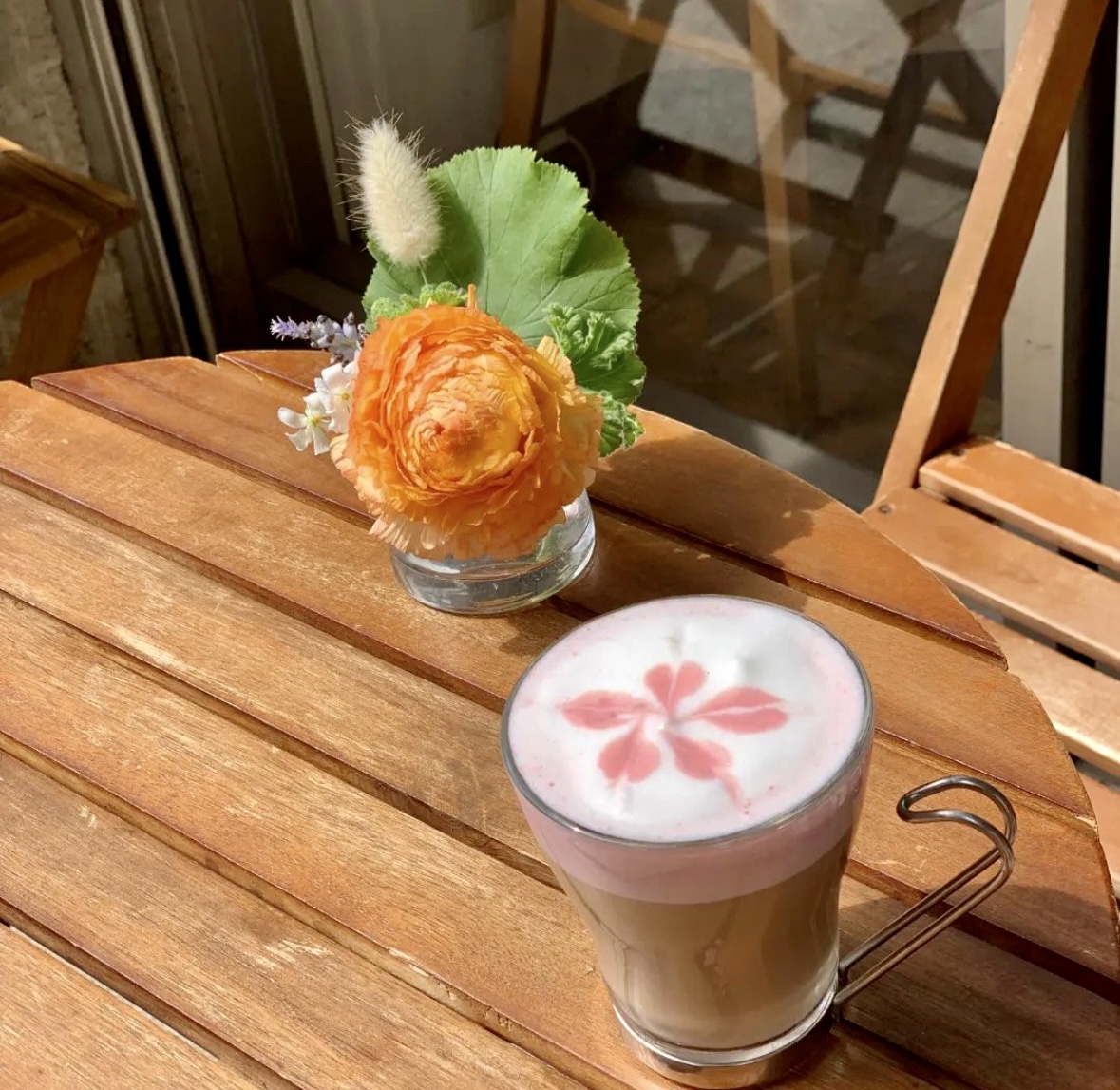 & FLOWER — photo 2