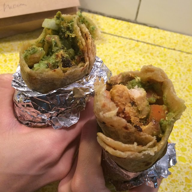 Roti Roll Bombay Frankie