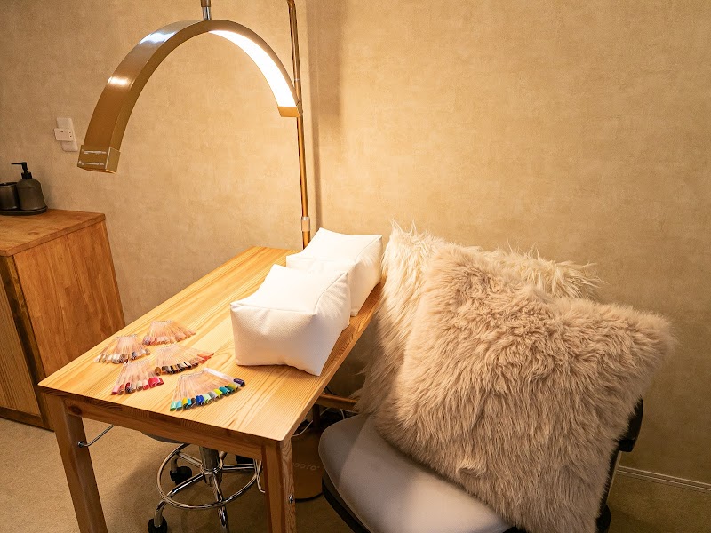 LAREPOP〜よもぎ蒸しとボディケア自爪育成ジェルネイル、オーガニックテイクアウト珈琲、癒しの隠れ家サロン〜