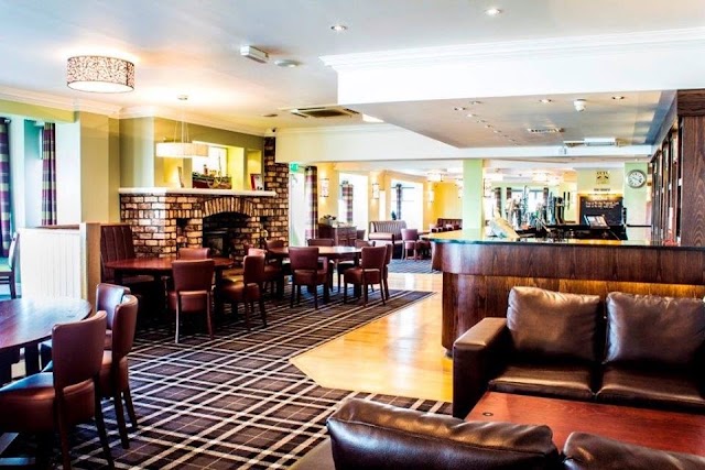 The Country Park Inn