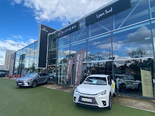 Photo n°29 de Lexus Lyon Sud - Groupe Autosphere à Vénissieux (Vendeur de voitures d'occasion)