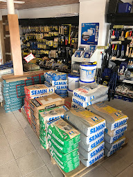 Photo n°8 de PROJET TRAVAUX DECO à Asnières-sur-Seine (Magasin d'outillage)