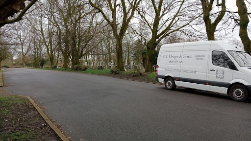 Hollinwood Cemetery - Thumbnail