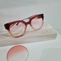 Photo n°16 de Simploptic Opticien Le Boulou à Le Boulou (Magasin de lunettes de soleil)