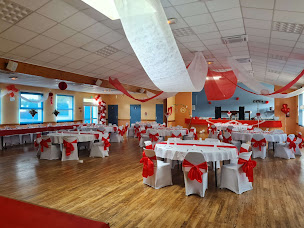 Photo n°2 de Traiteur restaurant La Roche d'Or à Le Mené (Restaurant)