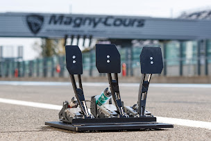 Photo n°10 de VENYM à Magny-Cours (Magasin d'accessoires informatiques)