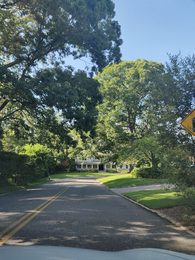 Glen Cove Rd + Nob Hill Gate Gallery - United States