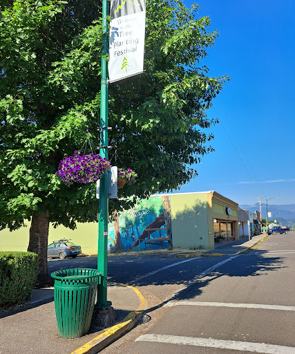 Oakridge City Hall - Thumbnail