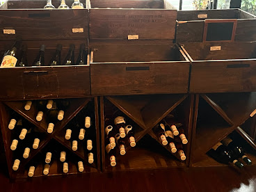 Bottlenose Wines by null