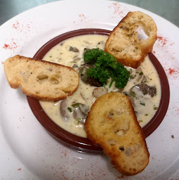 Photo n°18 de L'imprévu Brasserie Castelorienne à Montval-sur-Loir (Salon de thé)