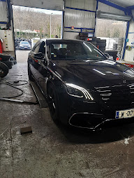 Photo n°30 de Planète pneus à Givors (Atelier de réparation automobile)