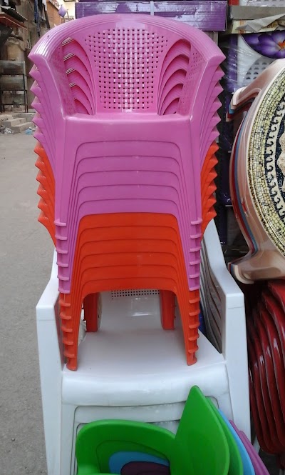 Photos of Shops happy home trade and distribution of household items