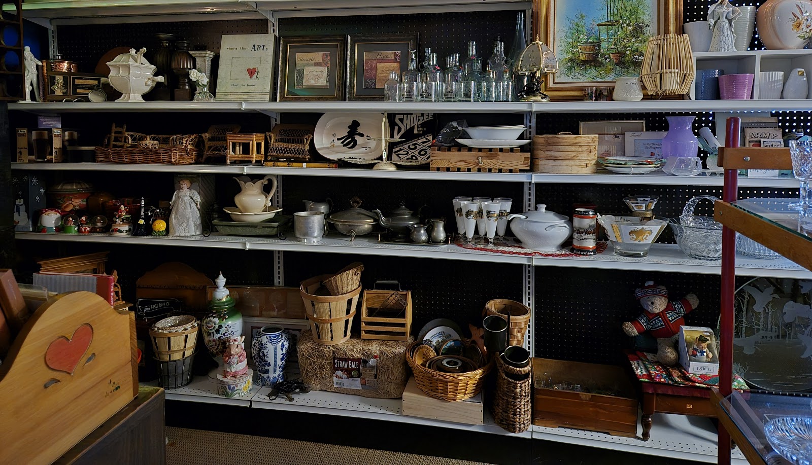 JunkYard Deals Thrift Store