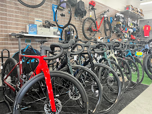 Photo n°3 de La Tête Dans Le Guidon à Jonzac (Magasin de vélos d'occasion)