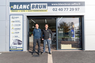 Photo n°1 de BOURDAUD TV SERVICES SARL - BLANC BRUN vente et services après vente à Saffré (Magasin de lave-linges et sèche-linges)