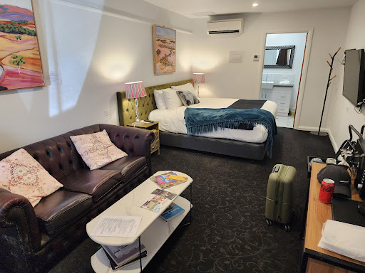 Daylesford Art Motel - Thumbnail