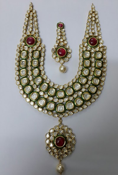 Photos of Viral Jewellers