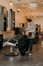 Photo n°29 de Holy Cut à Bordeaux (Barbier)