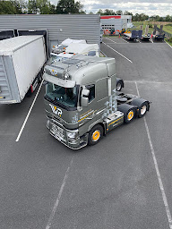 Photo n°12 de Transports Vincent Pineau à Les Herbiers (Société de transport routier)