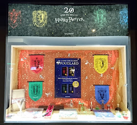 Photo n°12 de Librairie de fil en page à Château-Arnoux-Saint-Auban (Papeterie)