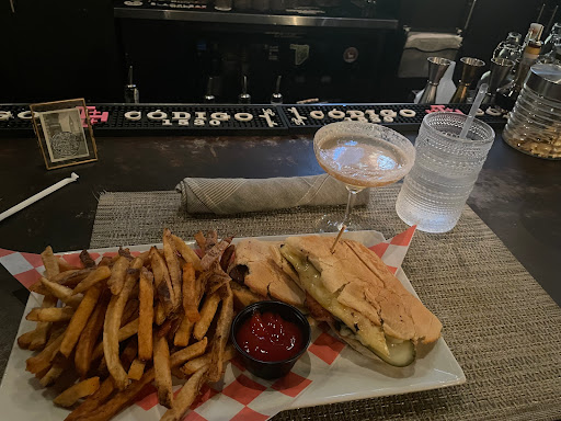 Mr. Braxton Bar & Kitchen - Thumbnail