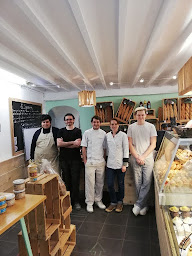 Photo n°16 de Boulangerie, pâtisserie artisanale -Le Spiribonpain à Pont-Saint-Esprit (Snack)