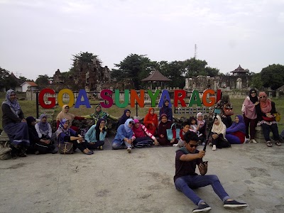 Photos of Ahzavani Tour & Travel