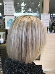 Photo n°26 de Coiffure & esthétique 5th avenue à Nancy (Salon de coiffure)