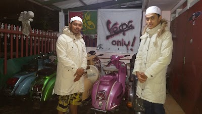 Photos of SANTAI Garare (Beach Boy's Scooters)