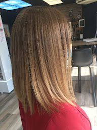 Photo n°16 de Céline B.coiffure à May-sur-Orne (Salon de coiffure)