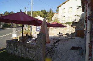 Photo n°18 de Les Trois Terres chambres d’hôtes et restaurant à vendre à Usson-en-Forez (Chambre d'hôtes)