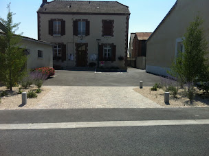 Photo n°1 de E. V. E. A. Entreprise Voirie Eau Assainissement à Athis (Service d'assainissement)