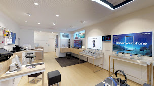 Photo n°13 de Boutique SFR Paris St Antoine à Paris (Opérateur téléphonique)