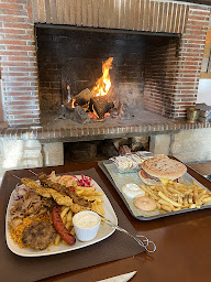 Photo n°32 de RESTAURANT LE ROYAL à Marolles-sur-Seine (Café)