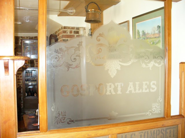 The Old Cross Tavern