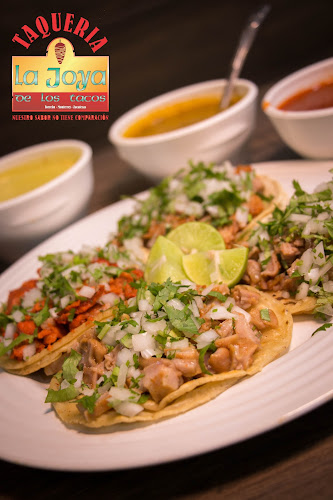 Tacos los Autenticos dela Joya