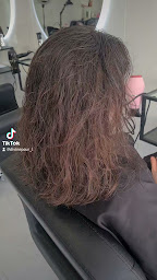 Photo n°8 de Divinepour'l coiffure ongles et cils à Cuise-la-Motte (Salon de manucure)