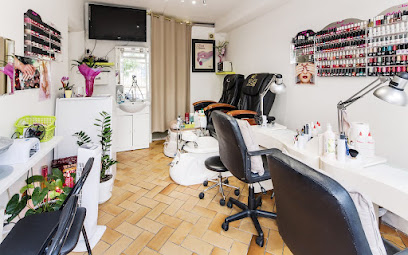 TINA Nails - Paris 14