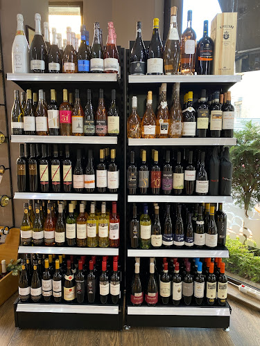 Enoteca Wine & Friends - Бар