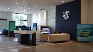 Photo n°24 de Peugeot - Les Mureaux (Groupe Vauban) à Les Mureaux (Vendeur de voitures d'occasion)